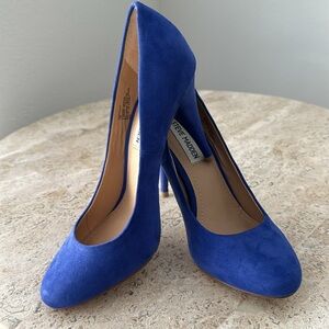 Steve Madden Suede Heels